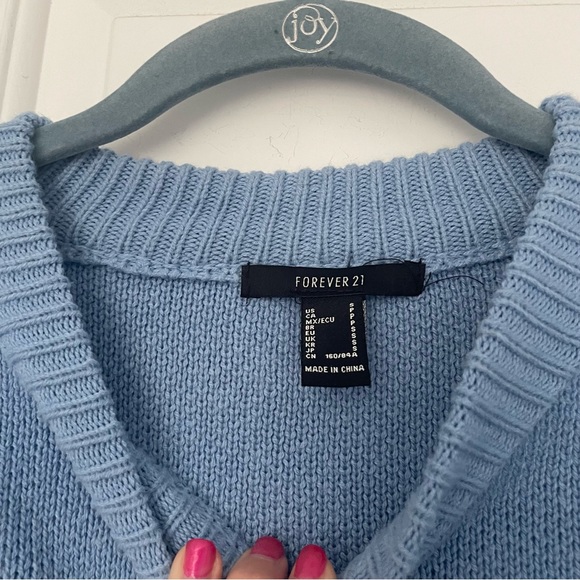 smiley face oversized sweater - Picture 4 of 4